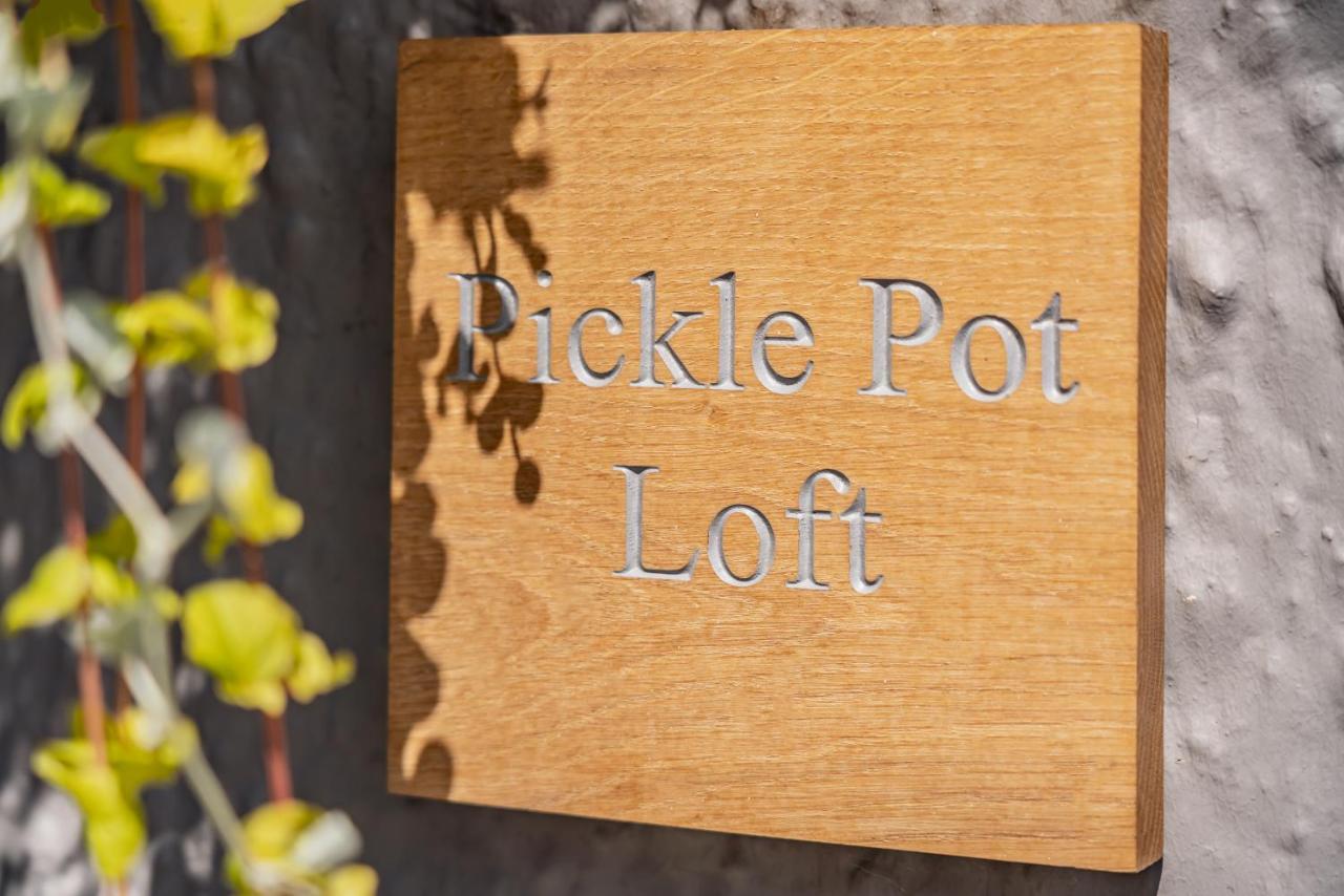 Pickle Pot Loft- 2 Bedroom Apartment In Hawkshead Bagian luar foto